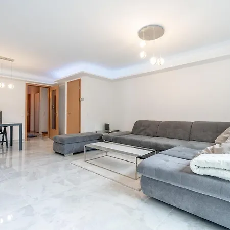 Private House * Hanower